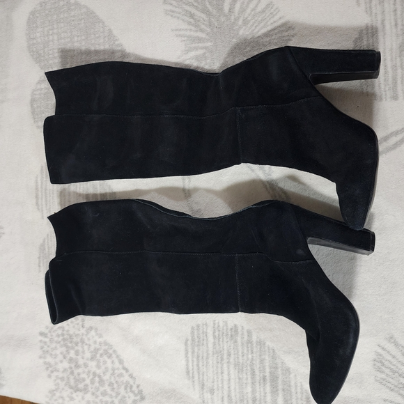 Vince Camuto Shoes - Vince Camuto Carleen Suede Knee-High Black Women's Boots - Size‎ 8M